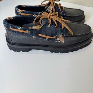 Sperry Top Sider Loafer Boat Shoe Floral Leather Lug Vibram Sole size 4